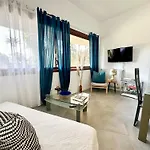 Le Galia 3 Pieces Refait A Neuf Deux Pas Du Centre Cannes