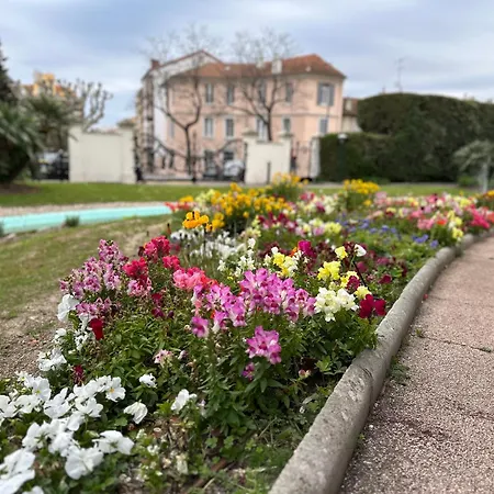 Daire Le Gallia 2 Bedroom Refait A Neuf Center Of
